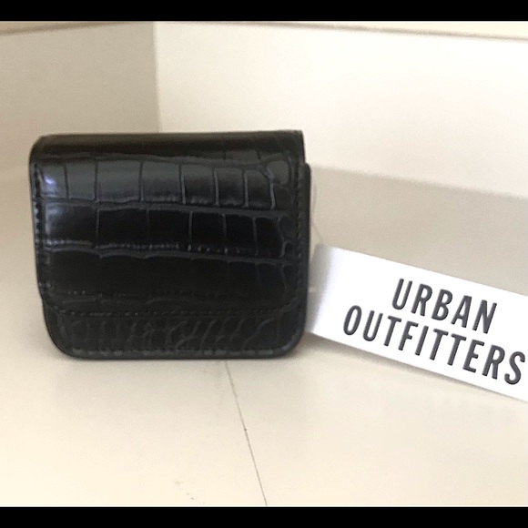 🆕🔥URBAN OUTFITTERS GORGEOUS(HANNAH) STYLISH&CHIC EMBROIDERED TEXTURE CROSDBODY - Picture 13 of 13